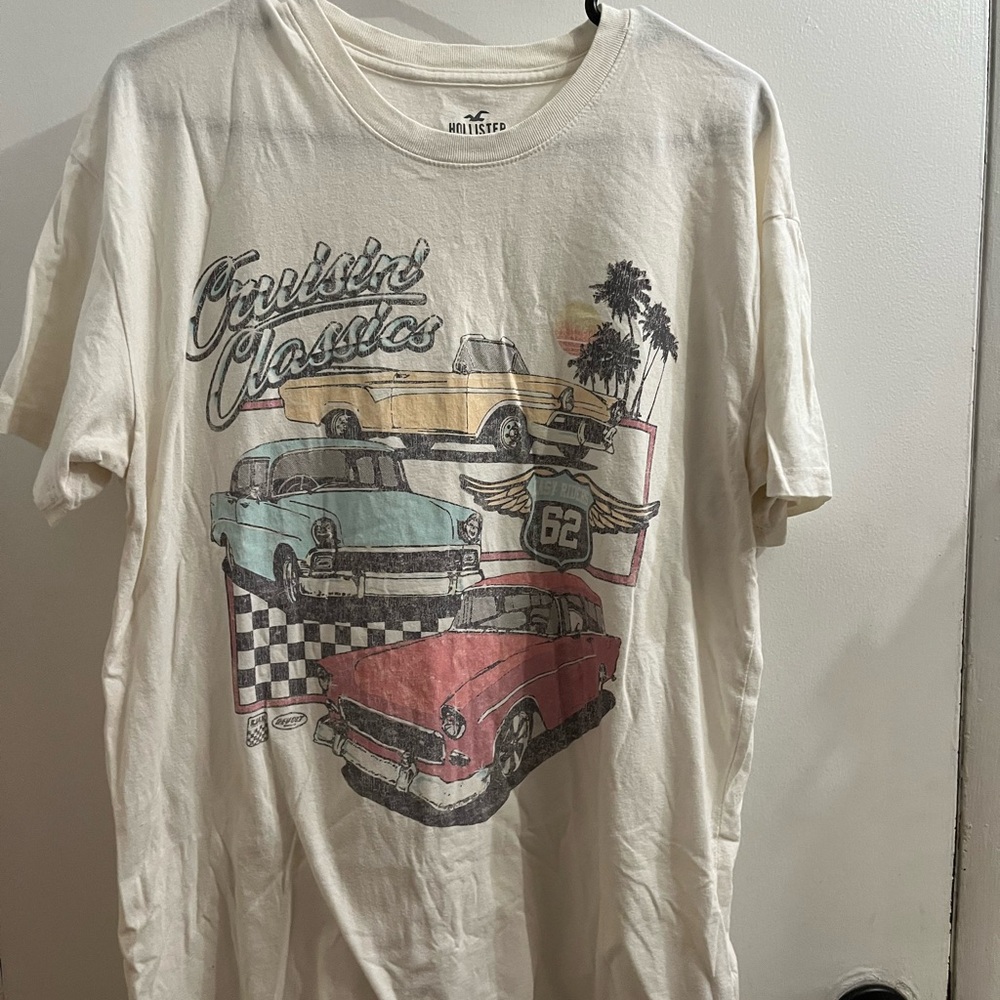 Hollister Graphic T-Shirt